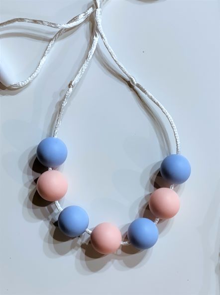Collier d'allaitement et de dentition