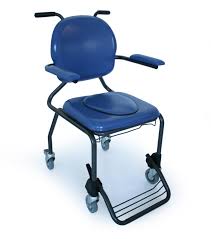 [573.002] Chaise hygiénique avec roulettes